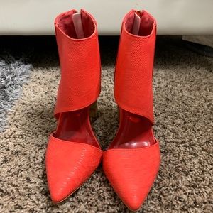 Perfect Coral ankle booties